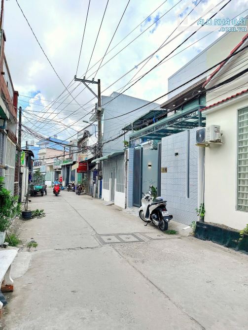 nhà trệt lững lộ ô tô trục chính hẻm 583 đường 30/4 - 6