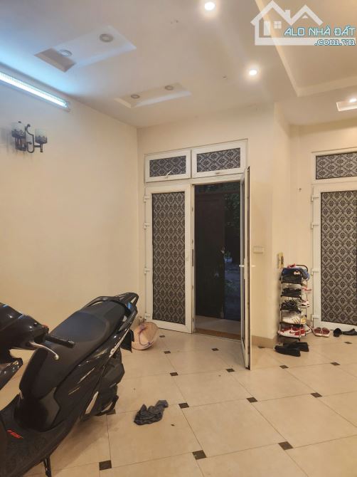 Biệt thự Phân lô Tam Trinh, 2 thoáng, Vỉa hè, Ôtô tránh, Gara, 90m2, 4 tầng, MT 6m, 30.9tỷ - 6
