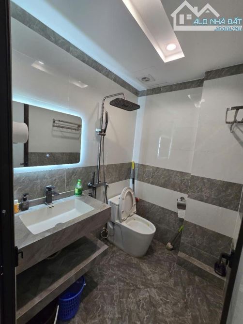HÀ TRÌ - NGÕ NÔNG - Ô TÔ ĐỖ CỔNG - DT 36m2 * 5 TẦNG - NHÀ ĐẸP Ở NGAY - CHỦ TẶNG NỘI THẤT X - 6