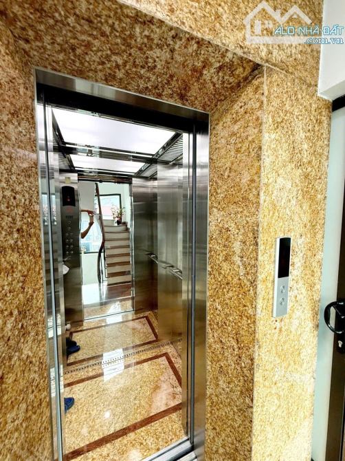 SIÊU PHẨM TÒA NHÀ 7 TẦNG - THANG MÁY - PHÂN LÔ -  GARA Ô TÔ - VỊ TRÍ VÀNG ĐƯỜNG CẦU GIẤY - 6
