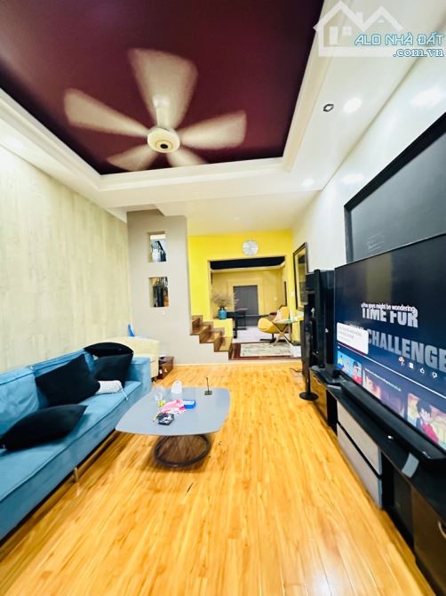 TLCChủ- Biệt Thự Ngang 8M Trung Tâm Bình Thạnh 4 tầng 120m2 6PN Sân Vườn, Hồ Cá Koi.Hẻm To - 7