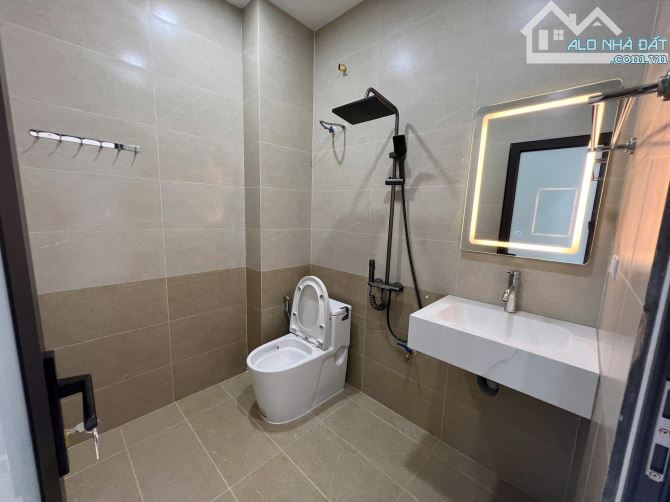 Đông Mỹ - Thanh Trì 60m x 5 tầng, mặt tiền 3.6m, giá 8.65 tỷ thương lượng - 8