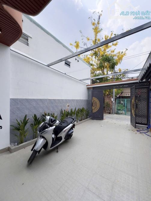 NHÀ GÁC LỬNG GẦN KHU DU LỊCH BỬU LONG - 9
