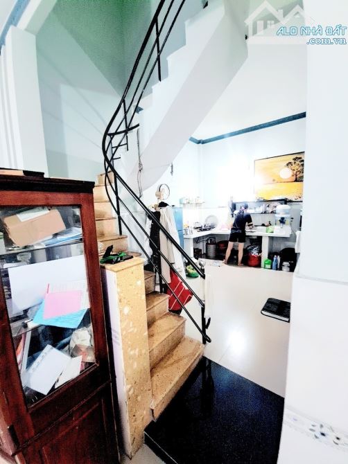 Bán nhà hẻm xe hơi Phạm Văn Bạch Tân Bình 50m2 vuông đét 2 tầng chỉ nhỉnh 5 tỷ - 9