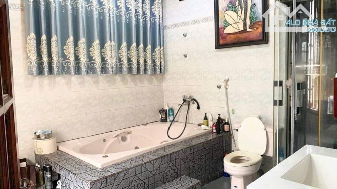 BÁN BIỆT THỰ VƯỜN 5 TẦNG PHỐ THÁI THỊNH, ĐỐNG ĐA, DT 190M2*MT 7M* GIÁ ĐẦU TƯ 35.2 TỶ - 9