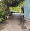 Bán nhà giá rẻ kế bên ngã 6 chùa Bà Bình Dương. Vị trí hiếm có. Ngay trung tâm