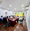 Gia đình rất cần tiền bán nhà MT Hoàng Sa Q3 giá rẻ-4*14m-4 tầng-Giá 18 tỷ