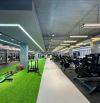 cho thuê hơn 800m2 tầng 2 toà nhà dịch vụ. Làm mọi mô hình.