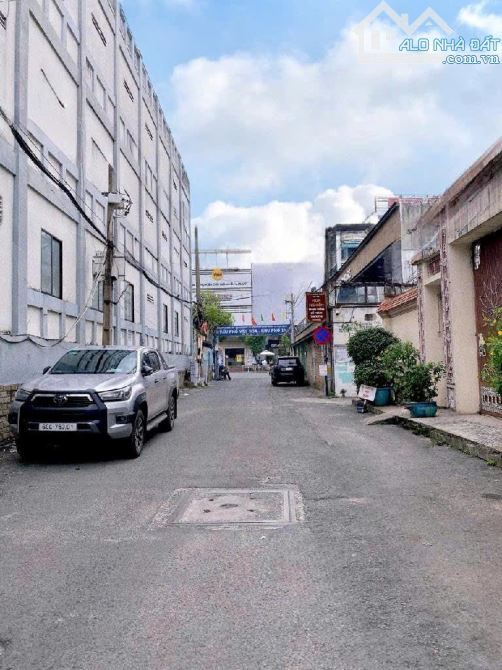 Lý Chính Thắng, Phường Võ Thị Sáu, Quận 3, 5 tầng, 60m2 (4x15), Hẻm xe hơi, Giá: 15,8 tỷ