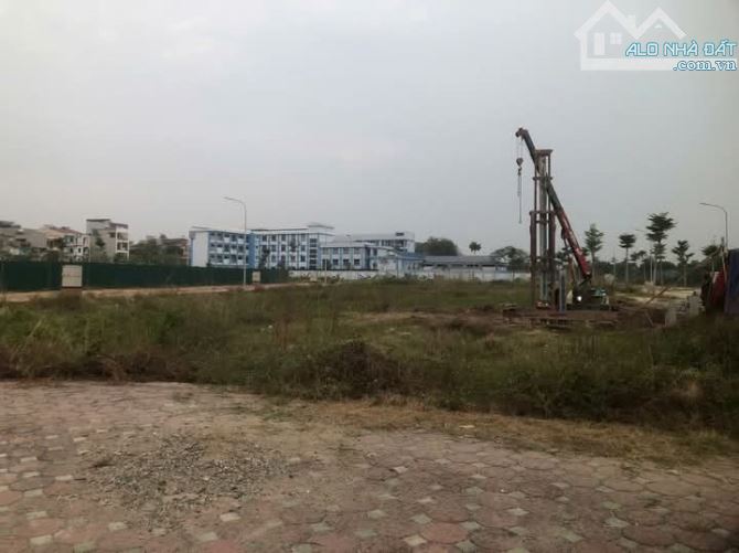 Bán đất đấu giá Huỳnh Cung.Tam Hiệp.phân lô vỉa hè rộng - 2