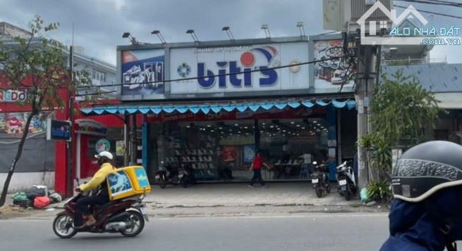 Cho thuê nhà mặt tiền đường Hậu Giang Q6 , 10 x 30m Vị trí siêu đẹp VipVipVip