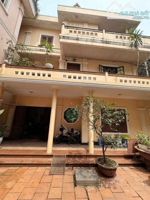 Bán nhà Lương Đình Của, Đống Đa, giá đầu tư, 265mx3t, 43 tỷ