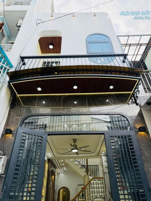 Nhỉnh 4 tỷ sở hữu MINI HOUSE 2 tầng hẽm xe hơi - DT33m2 sổ vuông vức Full nội thất