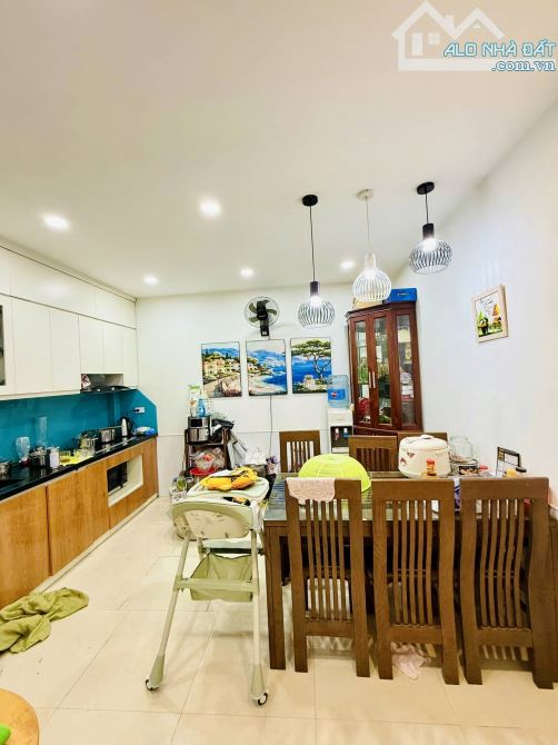 Bán nhà Đình Thôn DT59m2, XD 4T, MT 4, giá nhỉnh 12 tỷ