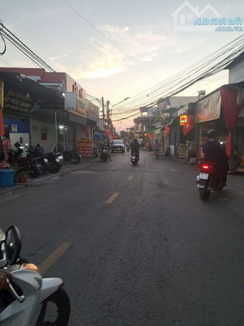 TTHC Dĩ An- 131m2( 6 x 22)- 4.3 tỷ- SHR- dãy trọ cho thuê dòng tiền.