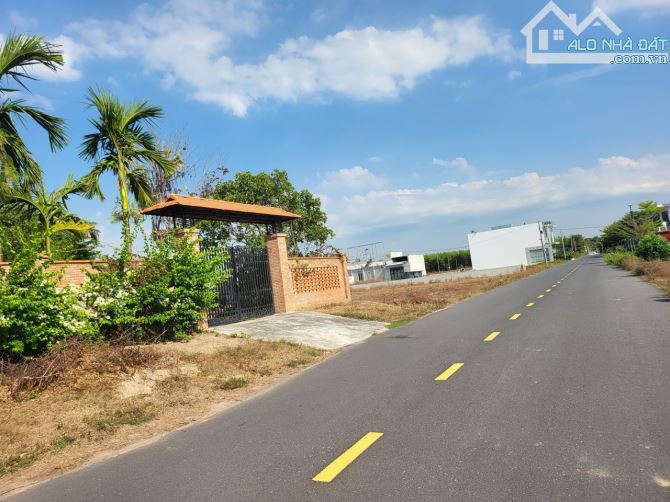 Bán nhà vườn đường nhựa tại Thị trấn Phước Hải, Long Đất, Bà Rịa Vũng Tàu, 7 tỷ VND, 1310