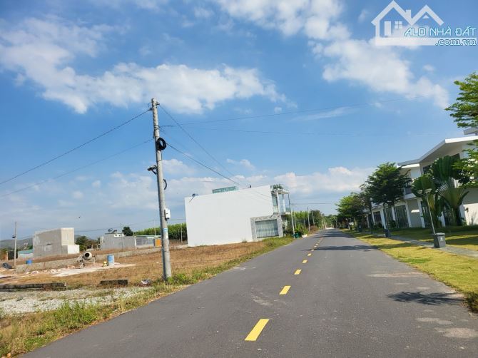 Bán đất ngay khu dân cư Phan Gia 250m2 sẵn 80m2 TC , thị trấn Phước Hải, BR-VT