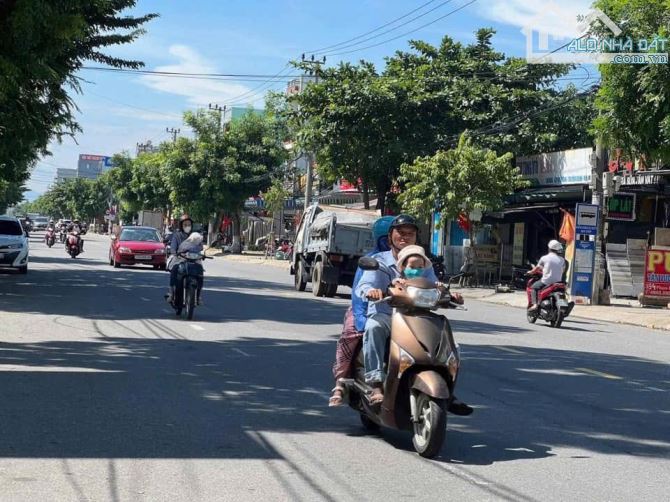 Bán 3 Lô Liền Kề Đường Phạm Hùng - Kinh Doanh Có Sẵn Kho