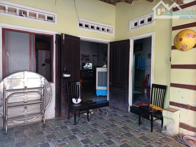 💥💥 Siêu Rẻ Ngô Quyền, 105m² Ngang 7.6m, Cấp 4 Gần Cầu Sông Hàn, Chỉ 4.6 Tỷ 💥💥