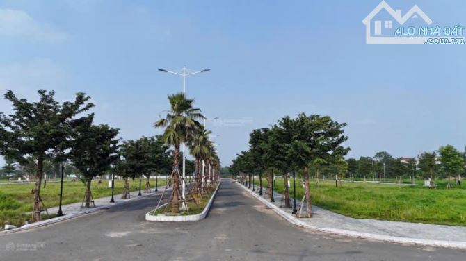ĐẤT GẦN SÂN BAY QUỐC TẾ LONG THÀNH, CHỈ 800TR,CAM KẾT SỔ HỒNG RIÊNG TỪNG NỀN