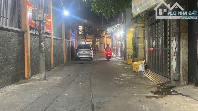 BÁN NHÀ QUẬN 11, HÒA BÌNH, GẦN ĐẦM SEN, 52M2, HẺM XE HƠI, NHỈNH 5 TỶ