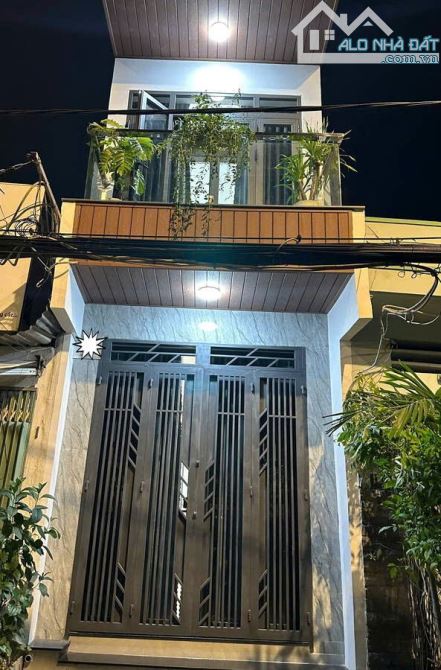 Bán Nhà Mặt Tiền đường Phạm Hùng P9Q.8 Hai tầng 38m²3PN, 3WC  Giá 5,2 Tỷ