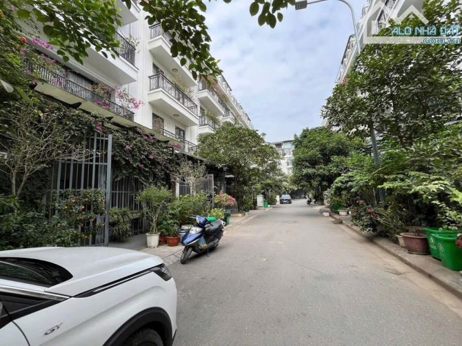 HIẾM!! KHU LIỀN KỀ VIP HÀNG XÓM TIME CITY, 72M2X5T, MT 5M,  VỈA HÈ, OTO TRÁNH, 18.5 TỶ