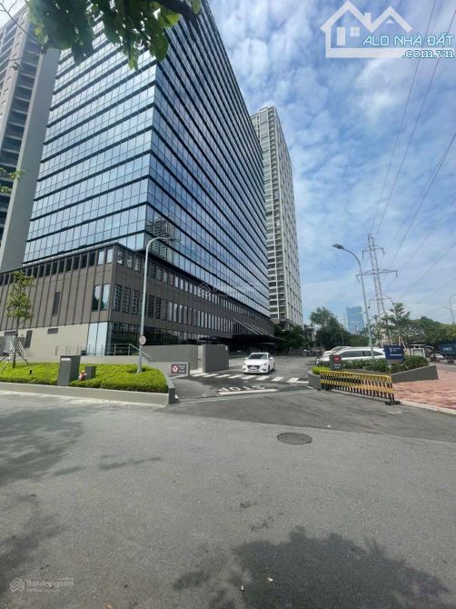 CHO THUÊ VĂN PHÒNG TẠI TÒA NO3T8 - NGOẠI GIAO ĐOÀN ,BẮC TỪ LIÊM DT 50M2 GIÁ CHỈ 11$/M2