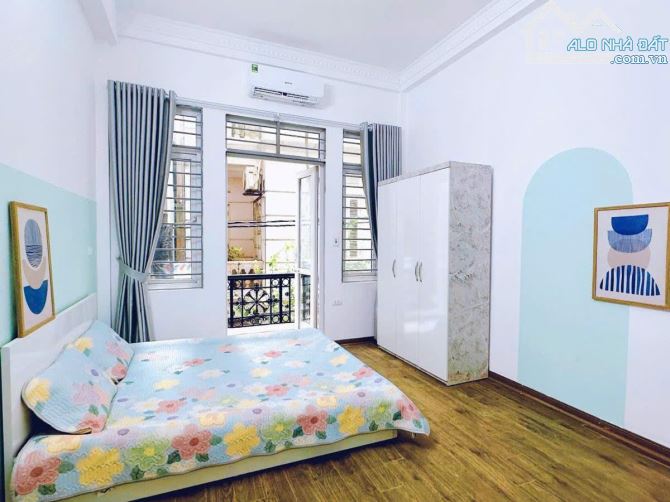 SIÊU PHẨM CCMN – 9 PHÒNG FULL ĐỒ – KHU VIP CẦU GIẤY – DOANH THU 50TR/THÁNG
