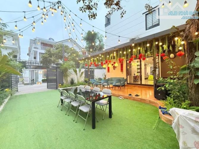 Bán biệt thự khu phân lô tuyến 2 Ngô Gia Tự, lô góc, dt 242m2( 11*22)m