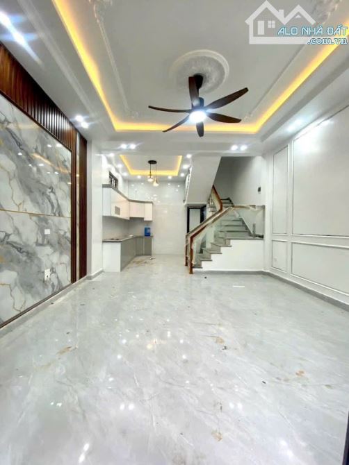 Phố Văn Cao - Ngõ Thông - Tuyến 2 Văn Cao Lô Góc