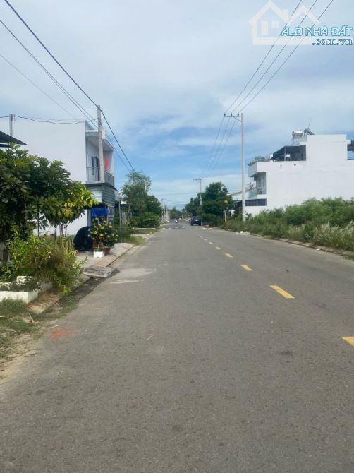 Đất khu đô thị Phú Ân Nam Diên An dt 120m2 ngang 6m cách Nha Trang 10 phút