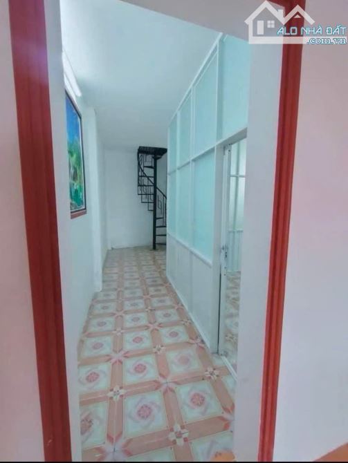 Bán gấp nhà 99m2 có SHR Tân hiệp Hóc môn Giá 720tr.