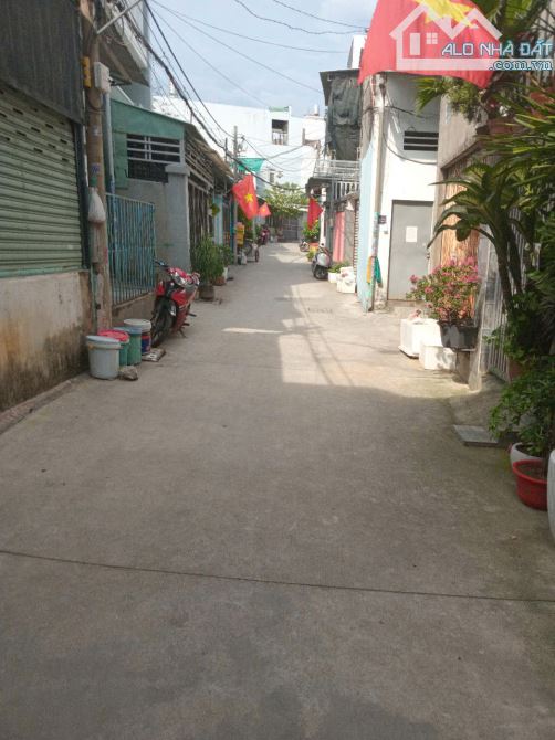 Tìm đâu ra căn nhà 50m², sổ riêng, trung tâm Thủ Đức, đường Kha Vạn Cân chỉ 2.7 tỷ?