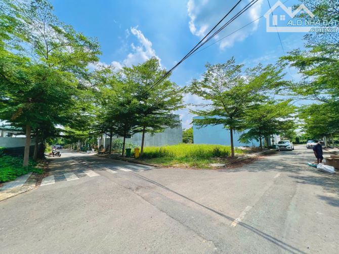 Bán Đất nền, nhà phố khu dân cư Sân bay Biên Hoà, SR, Full Thổ cư