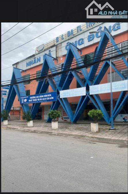 Dãy trọ 10 phòng  12tr/tháng 8,5x21 hẻm xe hơi 14ty500