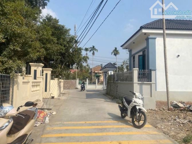 🍀 Bán đất Lâm Động đường thông,ngõ ô tô giá chỉ hơn 1,7x tỷ ( x nhỏ ) 🍀