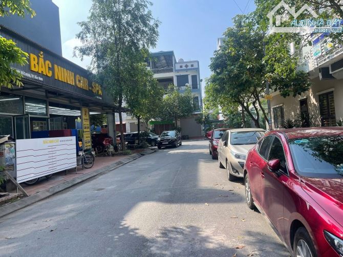 Bán 1 lô giãn dân Khả Lễ 2- làn 2 Lý Anh Tông - TP. Bắc Ninh. Giá7.6 tỷ