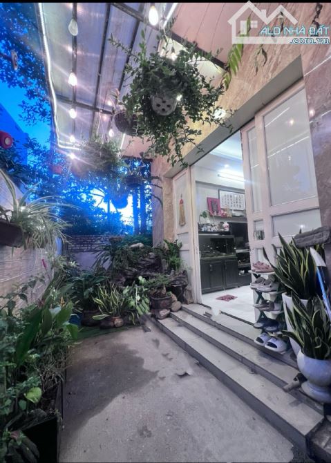 TÌNH QUANG BÁN NHÀ 2 TẦNG DÂN XÂY 48M, MT 3,8M Ô TÔ ĐỖ CỔNG