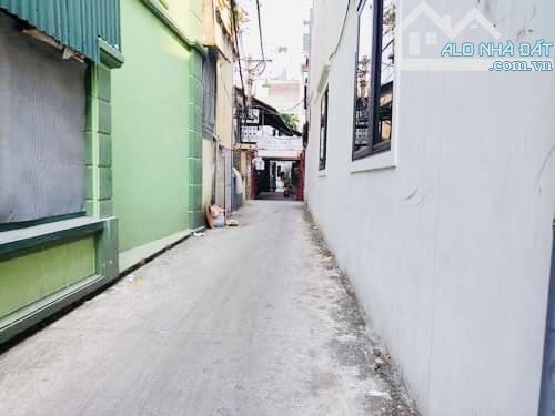 NHÀ ĐẸP – CẦU AM – NGÕ THÔNG TỨ TUNG – SỔ VUÔNG CHÍNH CHỦ