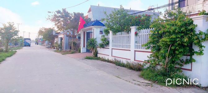 Nhỏ tiền 52m.mt 4m. Ngõ 4m 0t0 qua đất Hiền Ninh Sóc Sơn.