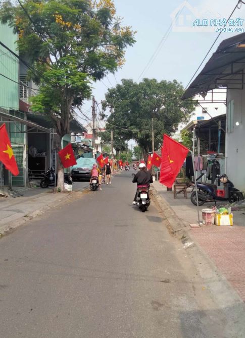 QUÁ RẺ - BÁN ĐẤT 175M2, TẶNG 2 CĂN NHÀ MT ĐƯỜNG THANH VINH 10, TT LIÊN CHIỂU - CHỈ 3.15 TỶ