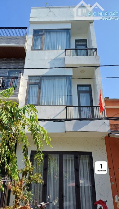 BÁN NHÀ 3 TẦNG MẶT TIỀN HOÀNG TÍCH TRÍ – GẦN SÔNG HÀN – GIÁ TỐT!