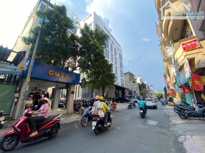 Tòa nhà này đang hot nhất Q1. Mt Nguyễn Văn Thủ-Mạc Đĩnh Chi. 37 tỷ
