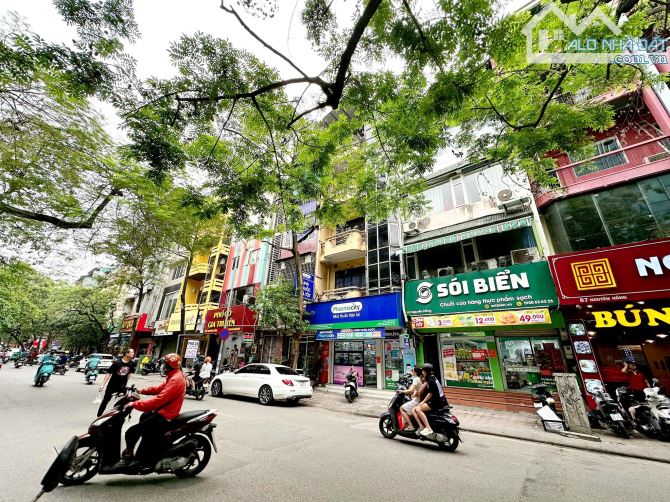 Duy nhất 1 căn - bán nhà mặt phố Nguyên Hồng - Đống Đa, 11,2 tỷ, 45m2, sổ chính chủ .