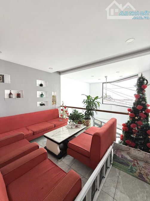 BÌNH THẠNH - NHÀ GÓC 2 MẶT TIỀN - HẺM XE HƠI TRÁNH NHAU  – CHỈ 13 TỶ TL