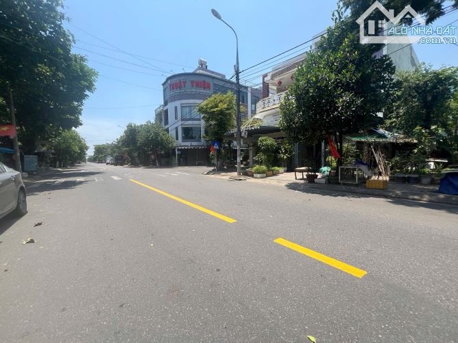 BÁN ĐẤT ĐƯỜNG 10,5M MẸ THỨ - HOÀ XUÂN- CẨM LỆ.