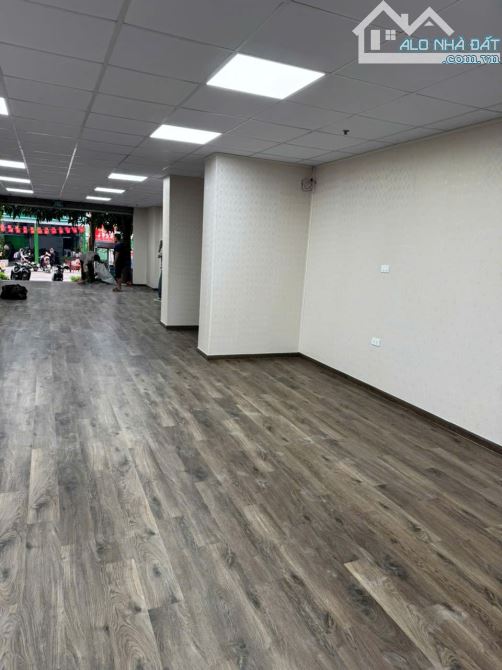 BÁN KIOT 92M,MT5M, TÒA NAM RICE CITY TÂY NAM LINH ĐÀM, HOÀNG MAI, VỈA HÈ RỘNG, KINH DOANH,