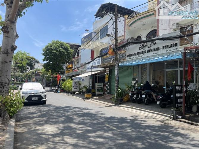 BÁN NHÀ MT VIEW CÔNG VIÊN PHAN VĂN TRỊ PHƯỜNG 7 GÒ VẤP. DT 100M .. GIÁ 14.2 tỷ