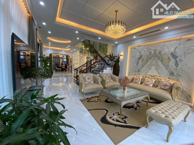 BÁN NHÀ PHỐ LÝ NAM ĐẾ, LÔ GÓC 3 THOÁNG, KHU PHÂN LÔ QUÂN ĐỘI 75M 38,9TY